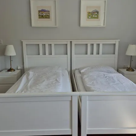 Sheepviewhouse Jamie